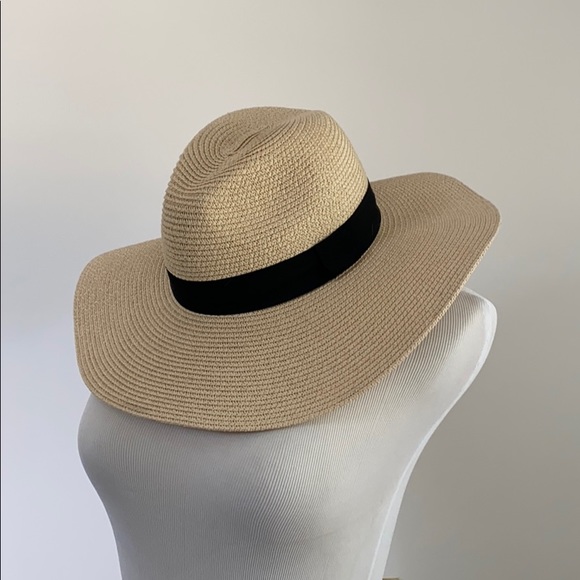 Sun hat - Picture 1 of 5